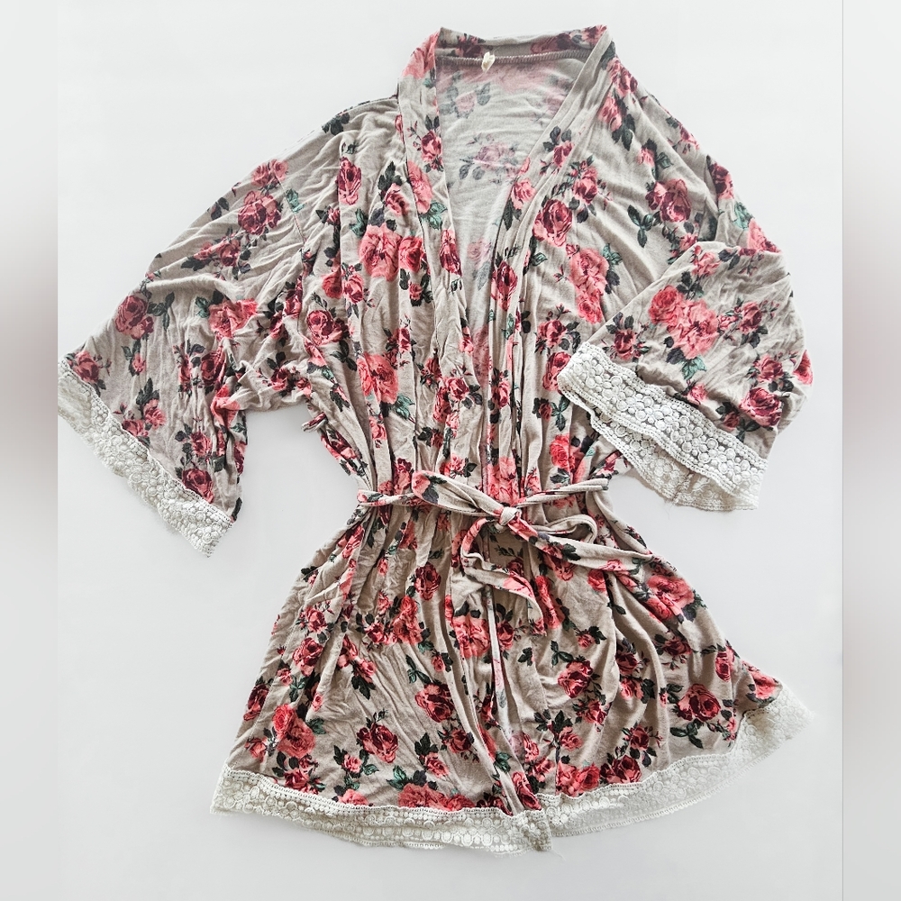 Pinkblush Maternity Robe - Picture 1 of 4
